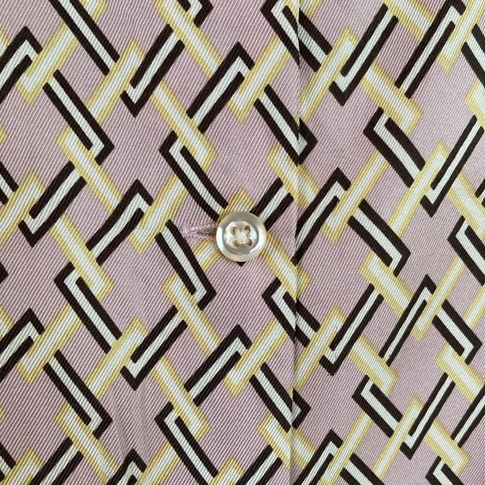 Banana Republic Silk Sleeveless Button down Back Top - Picture 4 of 6